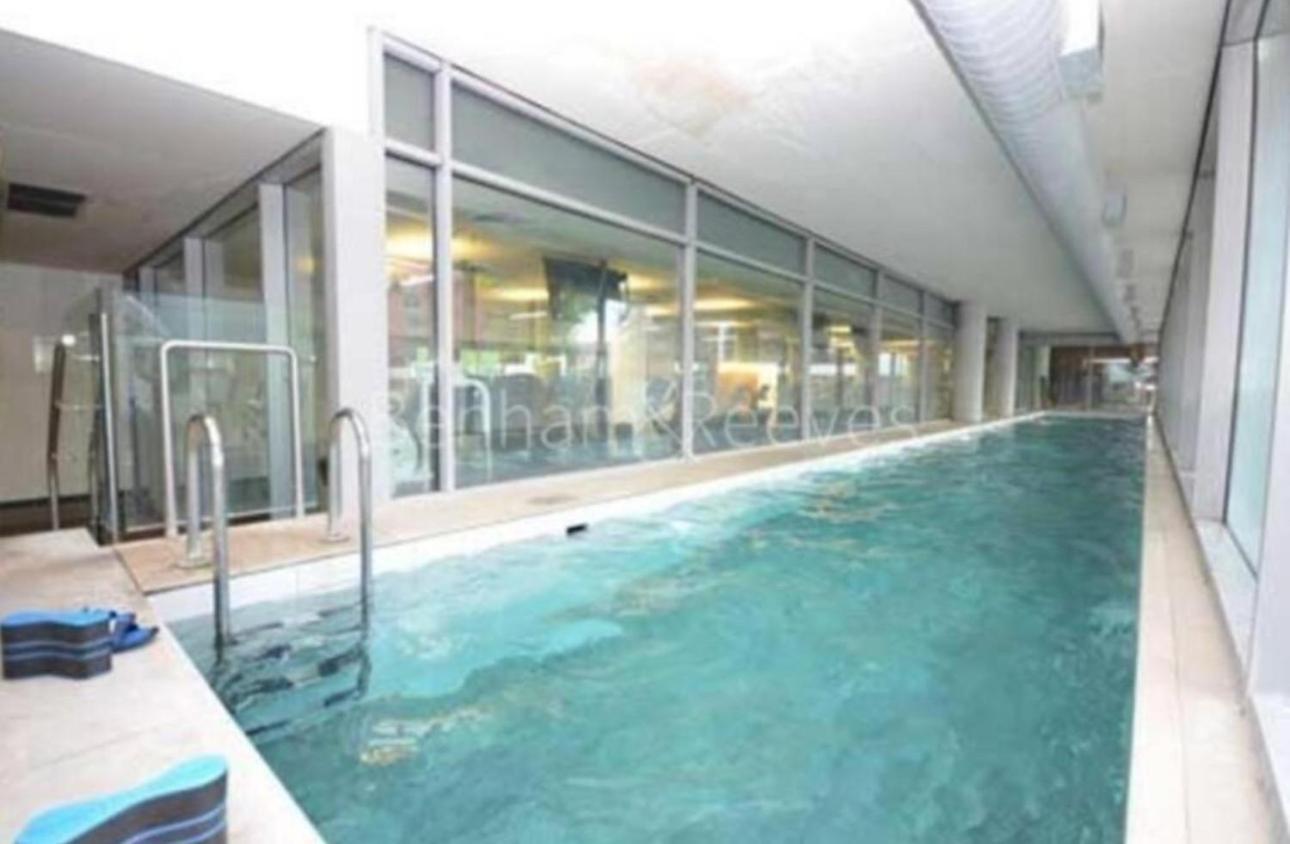 1br-4guests-pool-gym-parking-neargreenwich * London