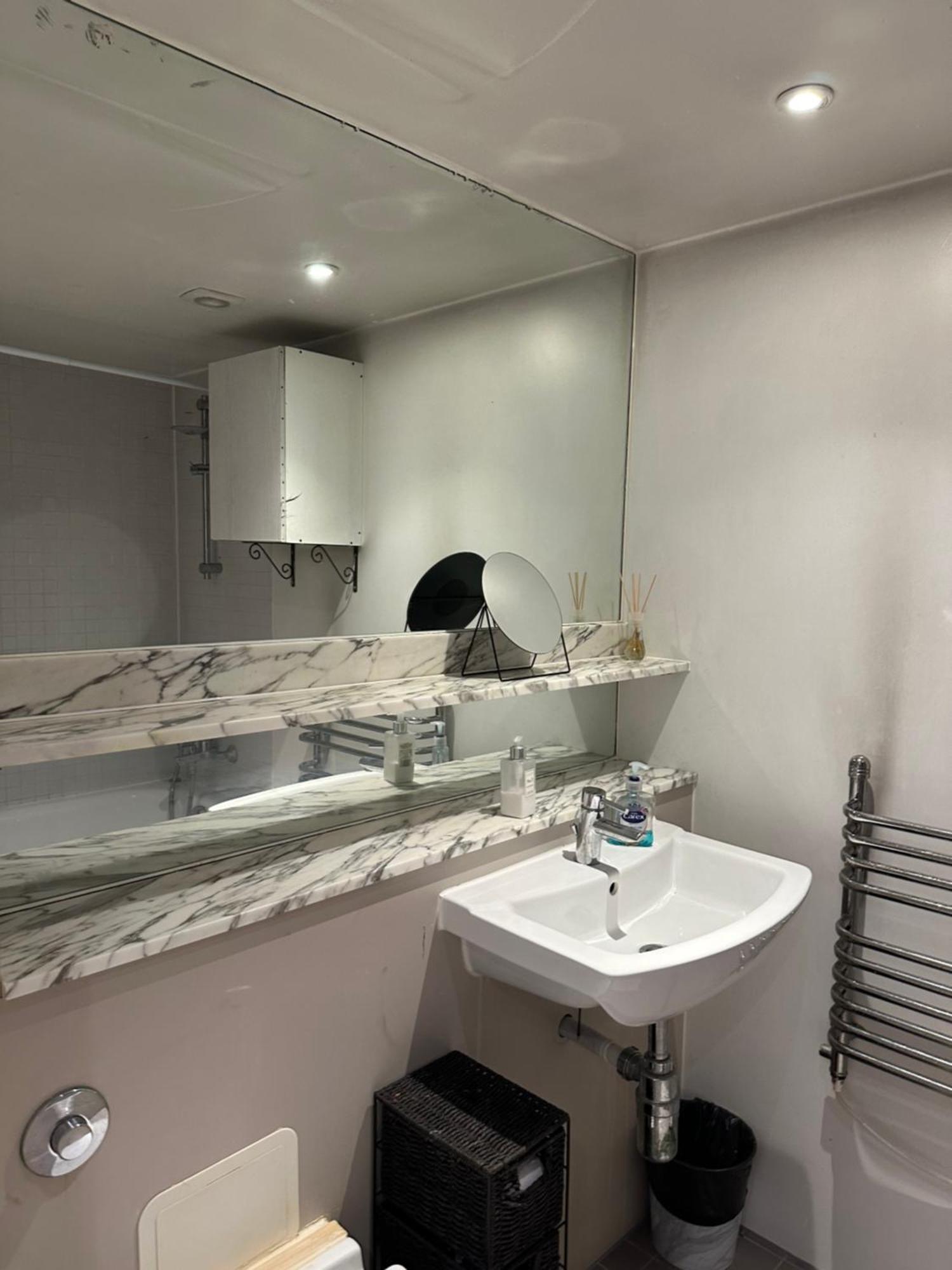 1br-4guests-pool-gym-parking-neargreenwich London