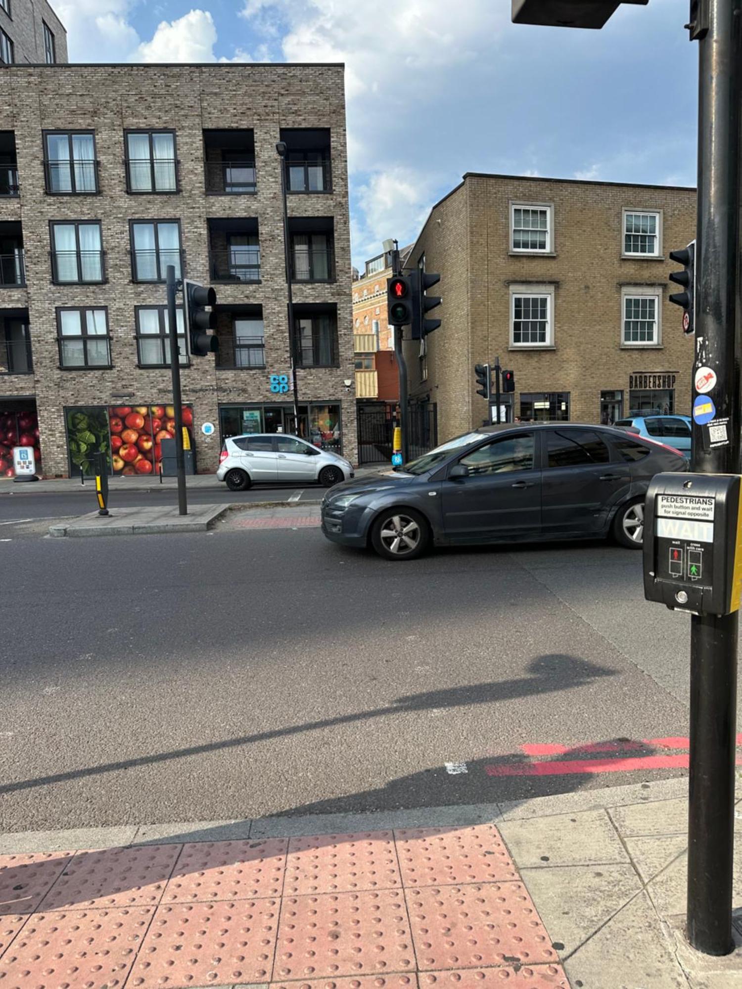 1br-4guests-pool-gym-parking-neargreenwich London